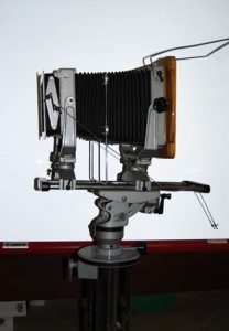 دوربین فول امکانات 18×13 قطع بزرگ آکاردئونی آتلیه.